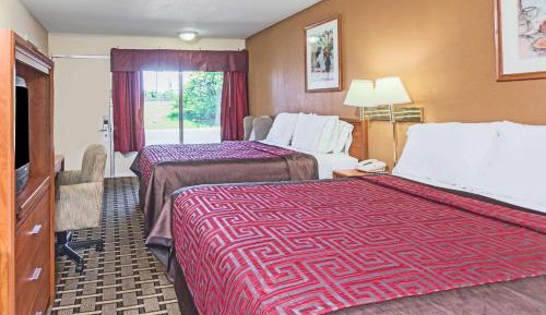 Queen Room with Two Queen Beds