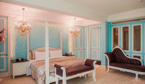 Deluxe Double Room with Garage