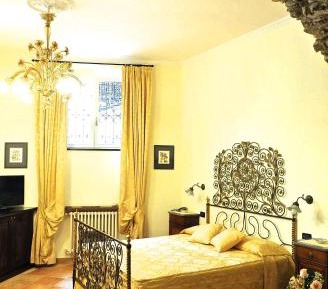 Luxury Triple Room