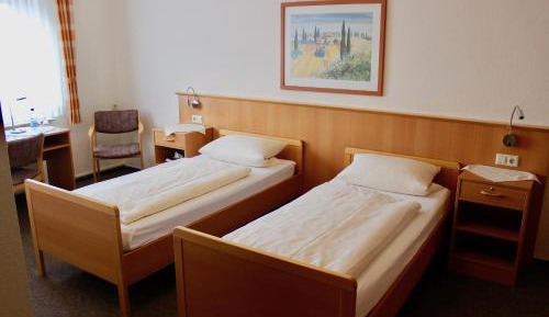 Twin Room with Bathroom