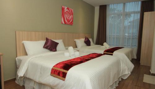 Deluxe Triple Room