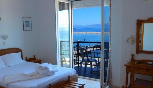 Double or Twin Room with Sea View