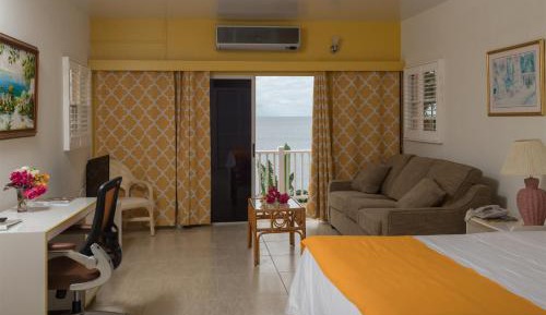 Studio with Sea View