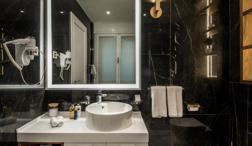 Luxury Triple Room