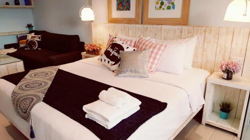 Deluxe Double Room with Balcony and Sea View