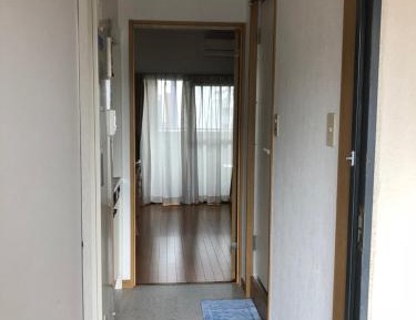 One-Bedroom Apartment - Non-Smoking