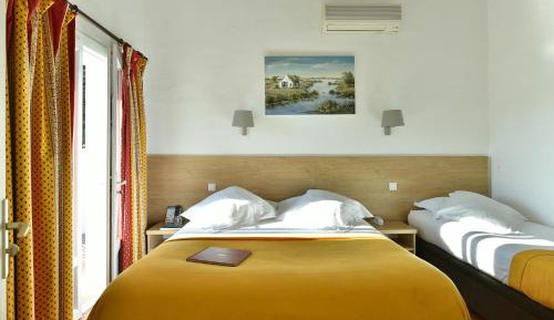 Comfort Triple Room