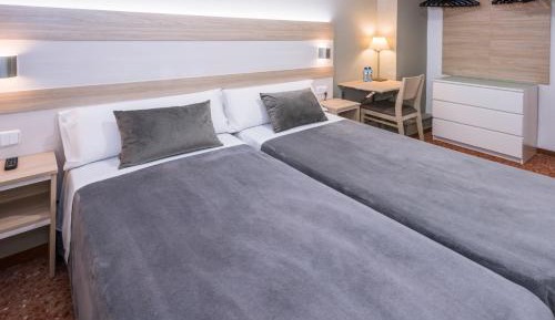 Triple Room (2 Adults + 1 Child)