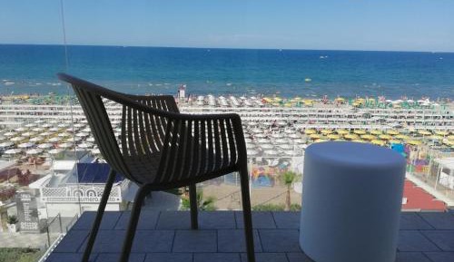 Superior Double Room in front of sea