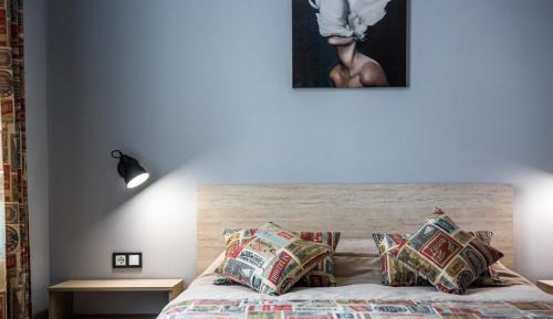 One-Bedroom Apartment with City View