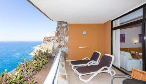 Twin Room with Sea View