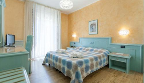  Superior Double or Twin Room with Spa Access