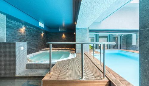 Comfort Double or Twin Room with Swimming pool Access with Balcony or Terrace