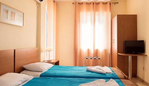 Apartment (4 Adults)