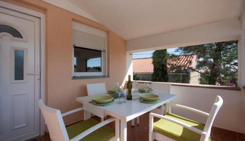 Apartment with Terrace