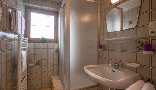 Two-Bedroom Apartment (4 Adults)