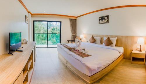 Double Room with Pool View