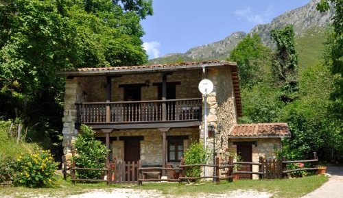 Two-Bedroom Townhouse