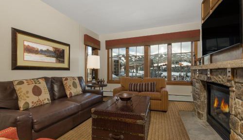 Two-Bedroom Suite