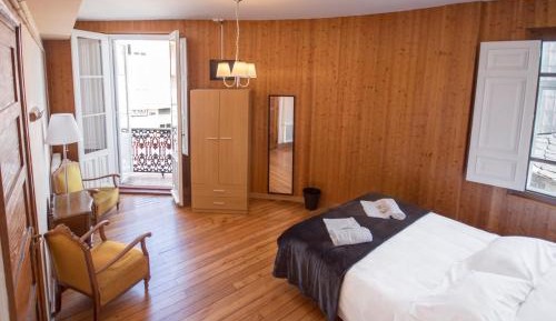 Queen Room with Balcony
