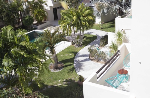 Tulum City Center Hotel | Villas H2O