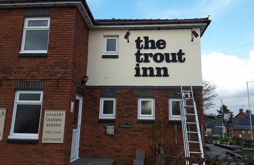 Llanwrtyd Wells Hotel | The Trout Inn