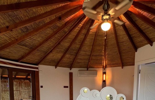 Sapanca Villa | Villa with Pool, Backyard and Jacuzzi in Sapanca