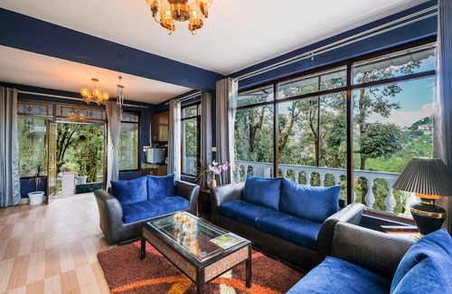 The Mall Road Apartment | The Junglee Bakri