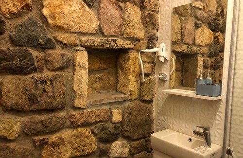 Ayvacik House | Hotel Room Close to Assos Ancient City in Ayvacik