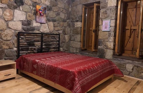 Ayvacik House | Hotel Room Close to Assos Ancient City in Ayvacik