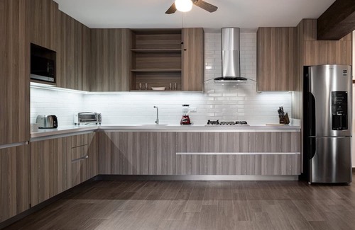 Monterrey Apartment | Spacious, modern with amenities in Tulancingo 2
