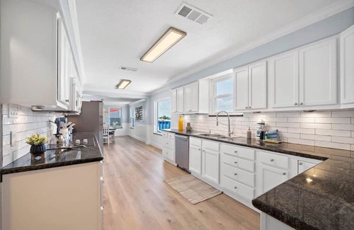 Crash Boat Basin House | Spacious house with huge Gameroom