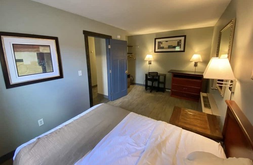 Rapid City House | Suite 309 - Gorgeous 2nd floor Apartment