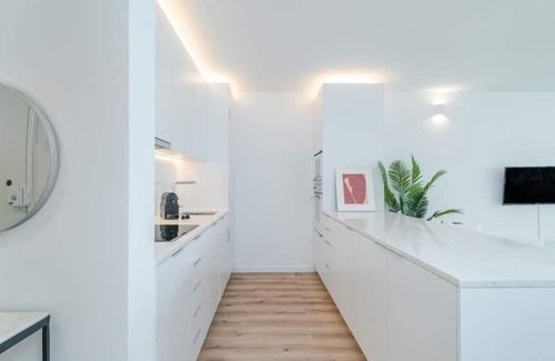 Santo Amaro Apartment | Casa Boma Lisboa-Architect Apt with Private Terrace-Alcantara III
