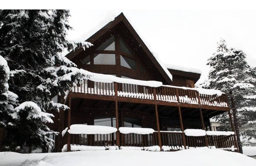 Furano House | Furano Lodge 10 / Furano Hokkaidō