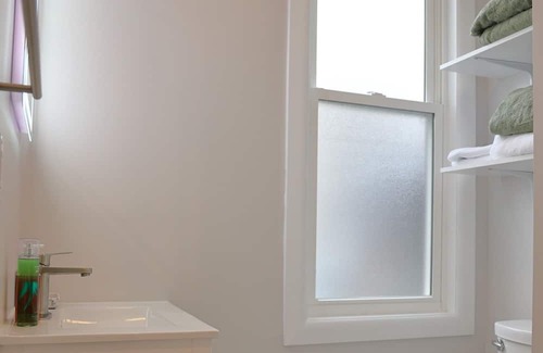 Atlantic City Apartment | 2 Bedroom Beach, AC Boardwalk