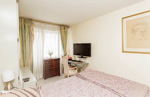 Charenton-le-Pont Apartment | Spacious T3 with view in the heart of the city!