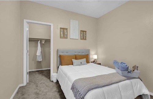 Biggs Field House | Gorgeous Fully furnished .. Quiet Home Just 10 minutes to Fort Bliss