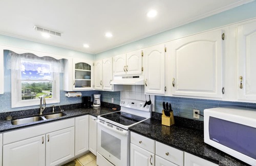 Hatteras House | On Special - Oceanfront, Dog Friendly Home in Hatteras with Hot Tub!