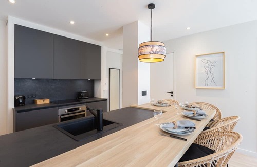 Annecy Old Town Apartment | KENYA, parking gratuit