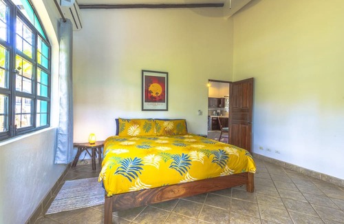 Hills of Esterillos House | Casa Destino - Private community with pool