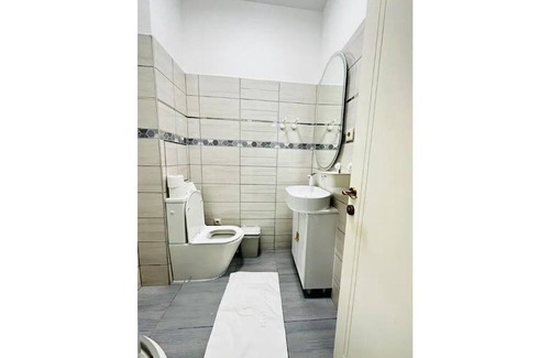 Krisztinavaros Apartment | cozy apartment with king size bed room 103
