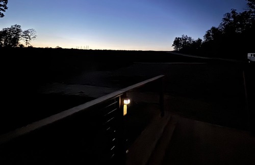Horse Cave Apartment | 10 point landing: Mammoth Cave Glamping Sublimity