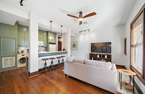 Galveston Apartment | League Lofts-Historic Galveston-Heart of Downtown!