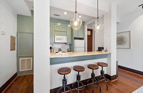 Galveston Apartment | League Lofts-Historic Galveston-Heart of Downtown!
