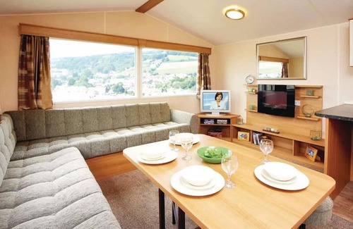 Lossiemouth House | 2 bedroom accommodation in Lossiemouth, Moray