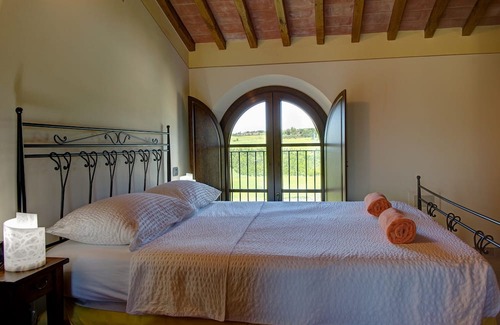 Peccioli House | LUXURY COTTAGE IN TUSCAN ESTATE - POOL - NEXT TO A GOLF COURSE! (MORAIOLO)