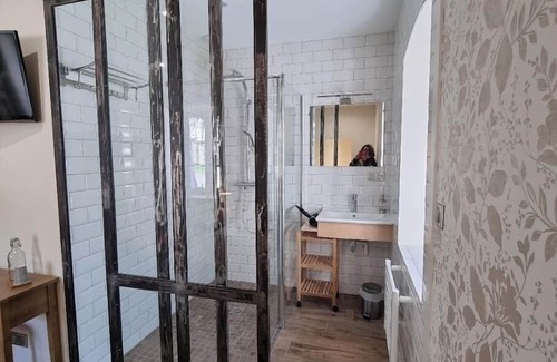 Chambeon House | Le Cottage du Parc