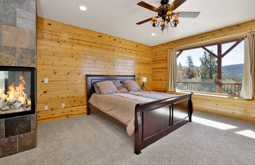 Castle Glen Estates Cabin | 2206-golden Oak Log Cabin 7 Bedroom Home by RedAwning