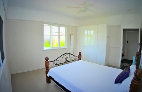 Urangan House | IDEALLY POSITIONED HOLIDAY HOME